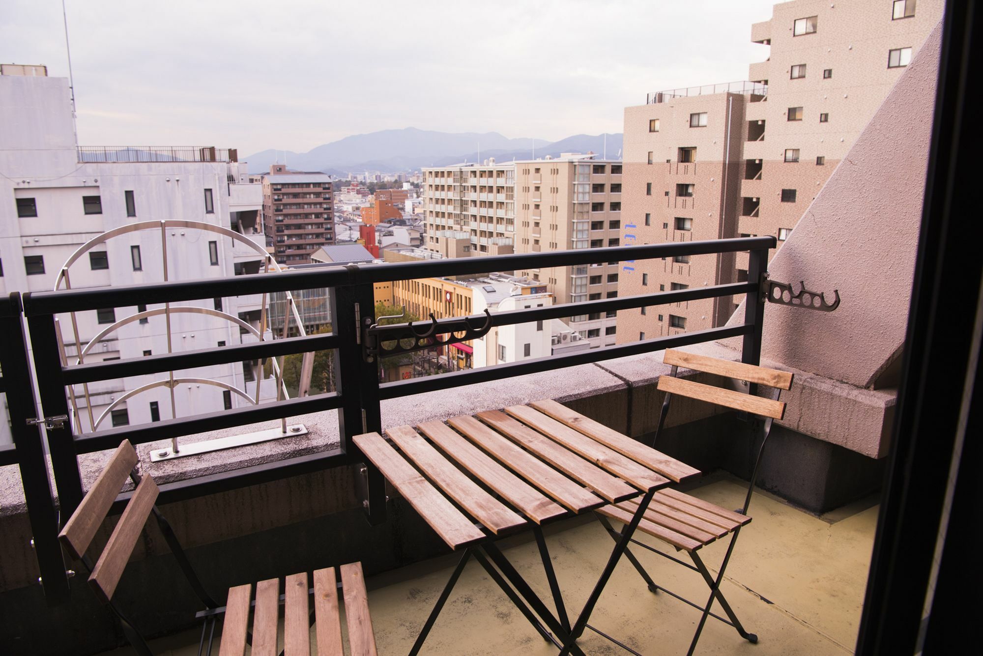 Hotel Rejoice Stay Kyoto Karasuma Oike Exterior photo